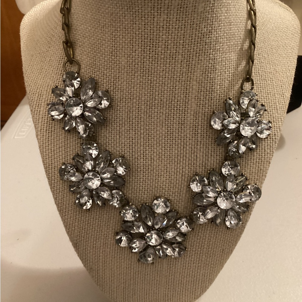Statement necklace